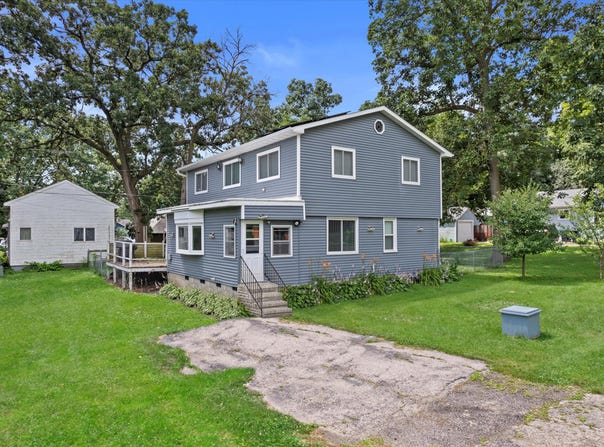 91 Forest Ave, Edgerton, WI 53534