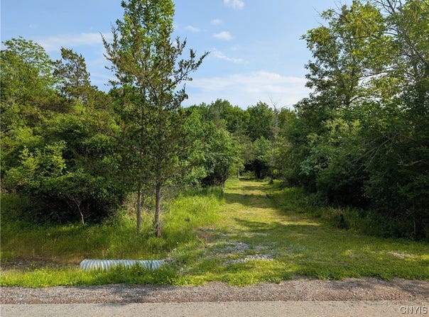 Middle Road, Brownville, NY 13615