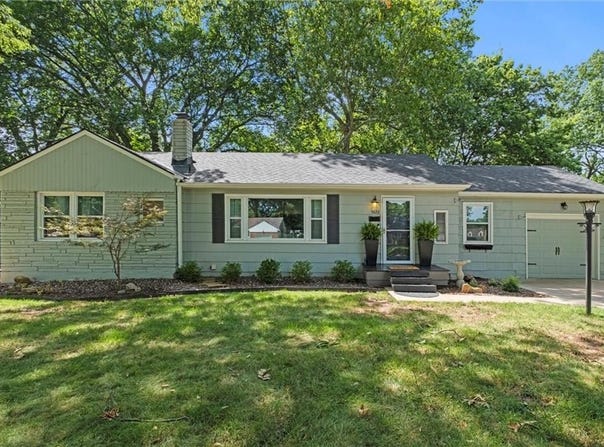 5622 Russell Street, Mission, KS 66202