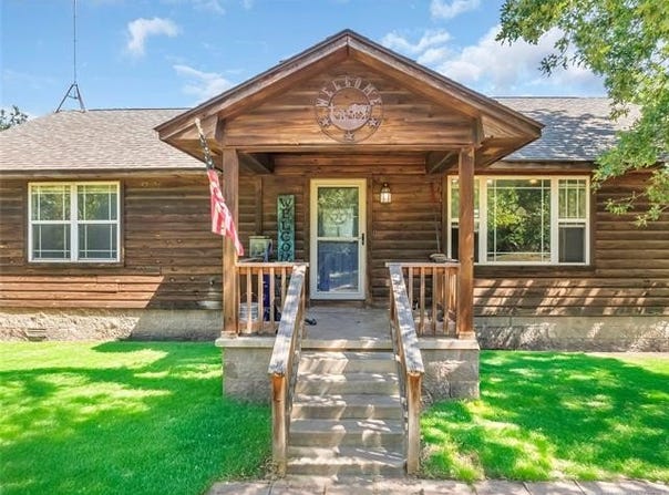922 Oak Ridge Street, Ardmore, OK 73401