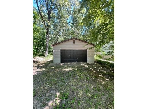 3541 Holiday Drive, Greenville, MI 48838
