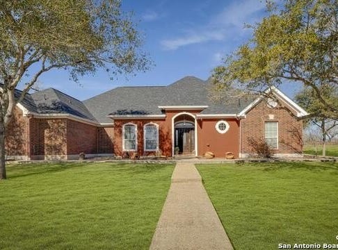 1007 BLUEBONNET LN, Adkins, TX 78101-2708