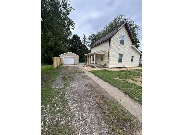 411 Crane Street, Eaton Rapids, MI 48827