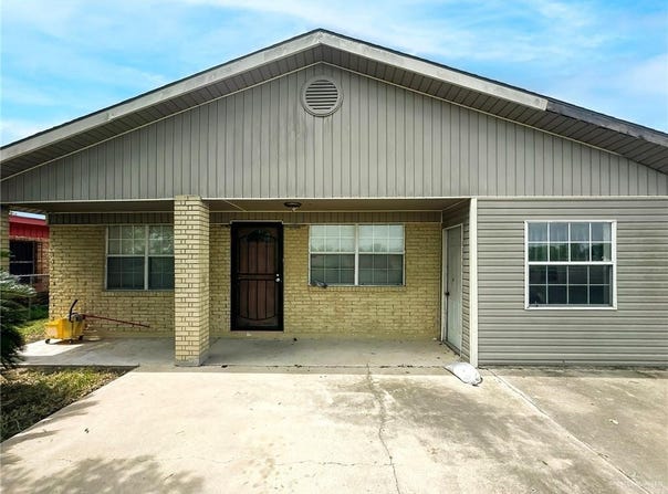 420 VFW Avenue, Elsa, TX 78543