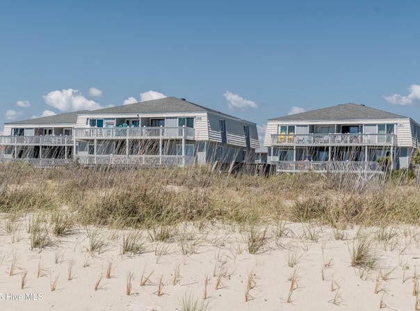28 E First Street, Ocean Isle Beach, NC 28469
