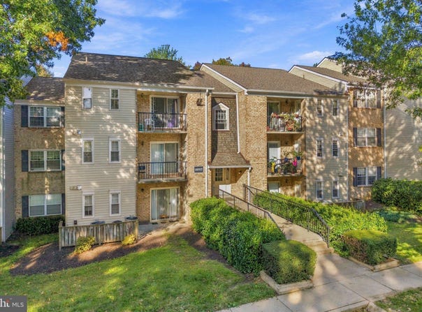 18302 STREAMSIDE Drive, GAITHERSBURG, MD 20879
