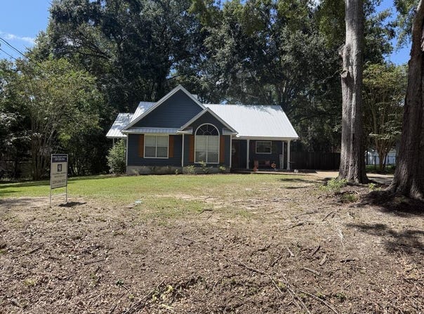 1014 SE 3rd St, Cairo, GA 39828