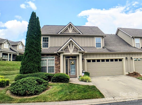 22 Florian Lane, Fletcher, NC 28732