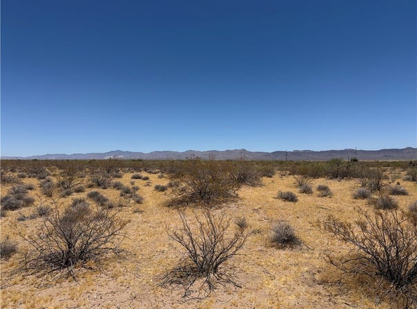 3398 S Needles Trail, Golden Valley, AZ 86413