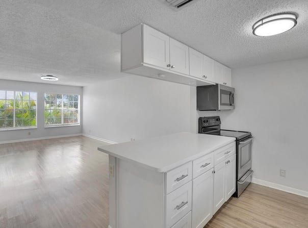 6315 La Costa Drive G, Boca Raton, FL 33433