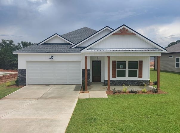 1455 Forest Drive, Midland City, AL 36350