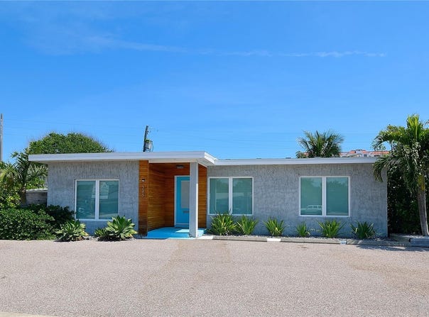 325 N ORLANDO AVENUE, COCOA BEACH, FL 32931