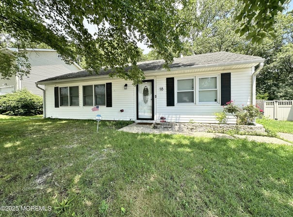 18 Starboard Avenue, Barnegat, NJ 08005