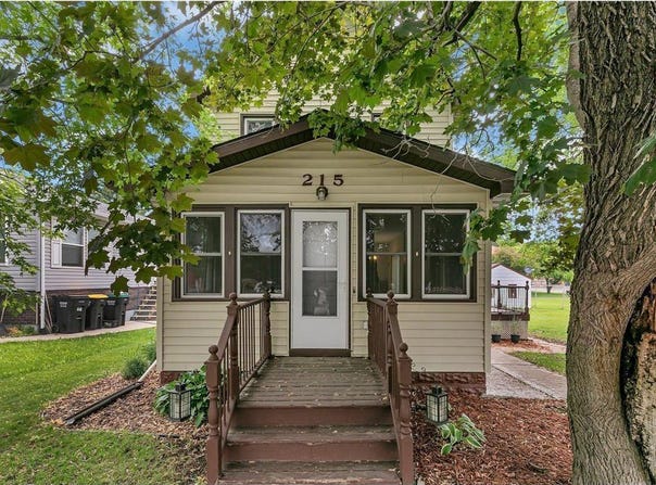 215 Main Street E, Freeport, MN 56331