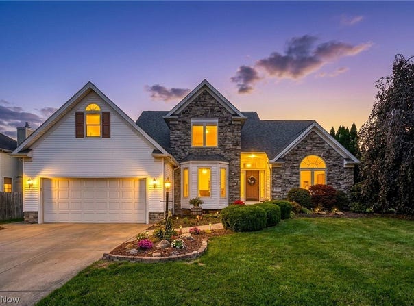 1233 Windward Lane, Kent, OH 44240