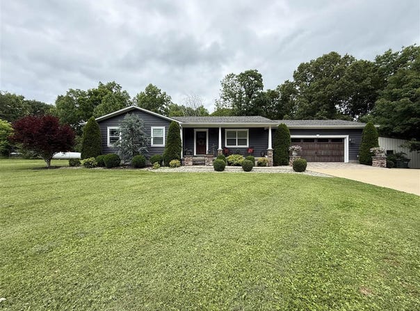 4425 Possum Hollow School Road, Morgantown, KY 42261