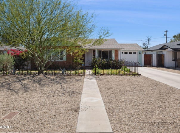 2921 E CHEERY LYNN Road, Phoenix, AZ 85016