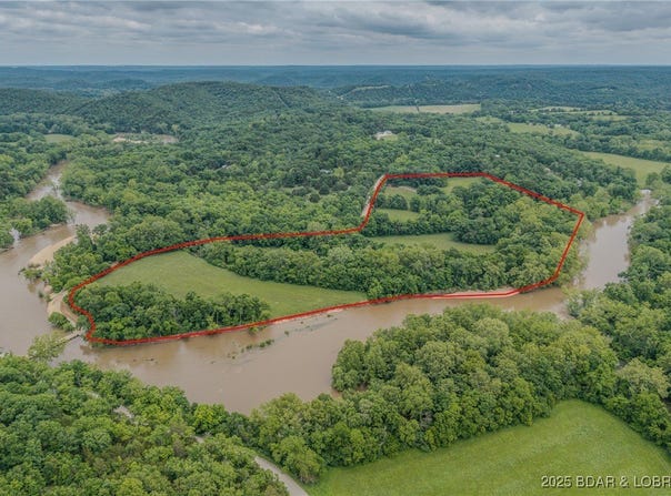 4506 Tunnel Dam Road, Macks Creek, MO 65786