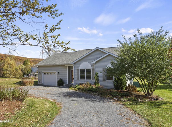 22 Luce Rd, Williamstown, MA 01267