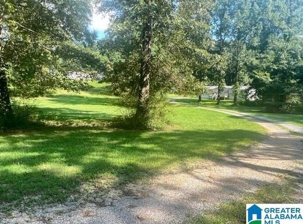 555 IDALIA ROAD, TALLADEGA, AL 35160