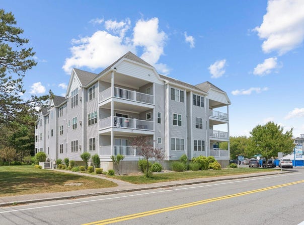 170 E Grand Avenue, Old Orchard Beach, ME 04064