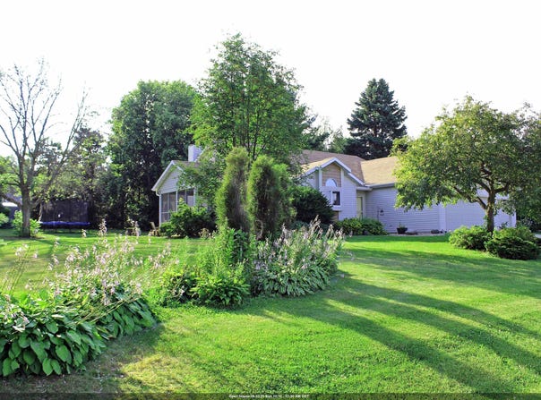 8341 PHEASANT RUN Trail, LARSEN, WI 54947-9541
