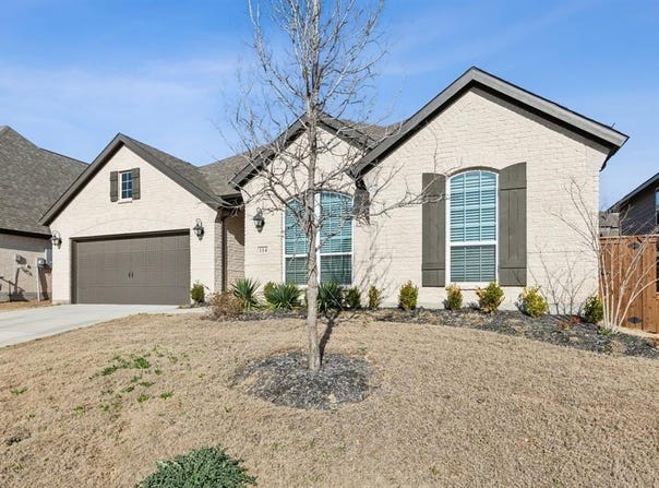 114 Sandie Drive, Rhome, TX 76078