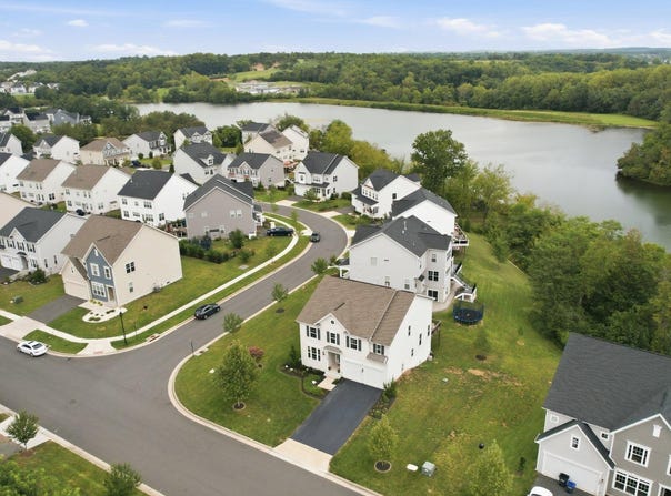 17992 RIDGEWOOD Place, ROUND HILL, VA 20141