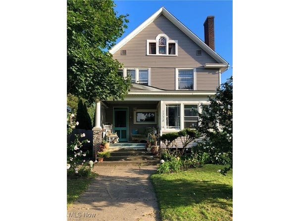 1728 E 44TH STREET, ASHTABULA, OH 44004