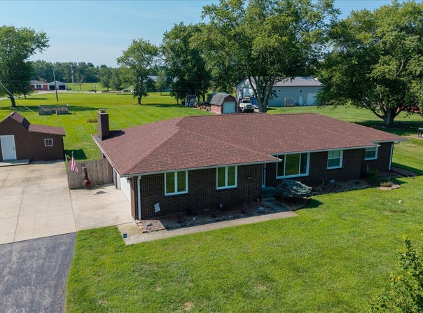 6581 W 800 N, Fairland, IN 46126