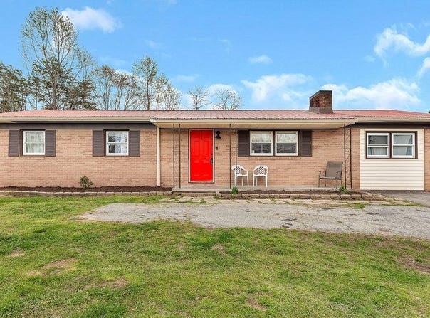 920 White Cut Road, Walhalla, SC 29691