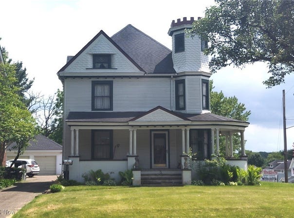 5 Wooster Street NE, Navarre, OH 44662
