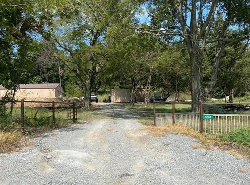 6884 W 440, Pryor, OK 74361