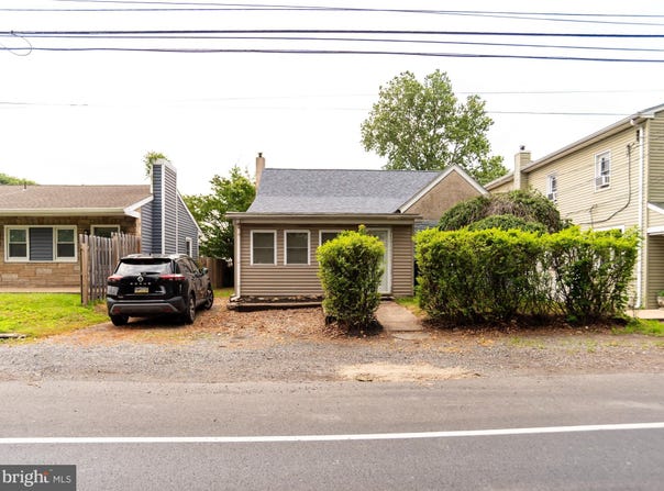 1114 STATE ROAD, CROYDON, PA 19021