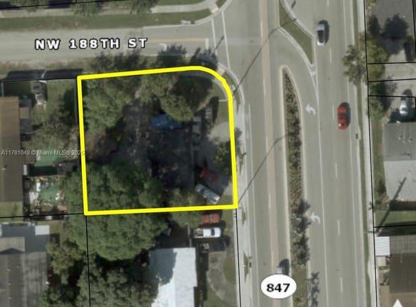 18730 NW 47th Ave, Miami Gardens, FL 33055