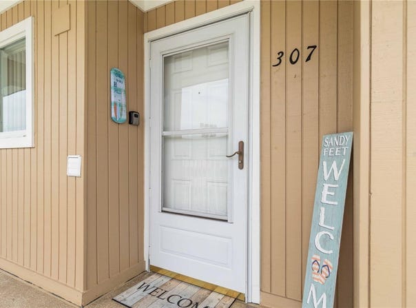 150 HARBORSIDE AVENUE, PUNTA GORDA, FL 33950