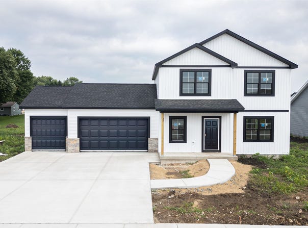 70 E Evergreen Lane, Milton, WI 53563