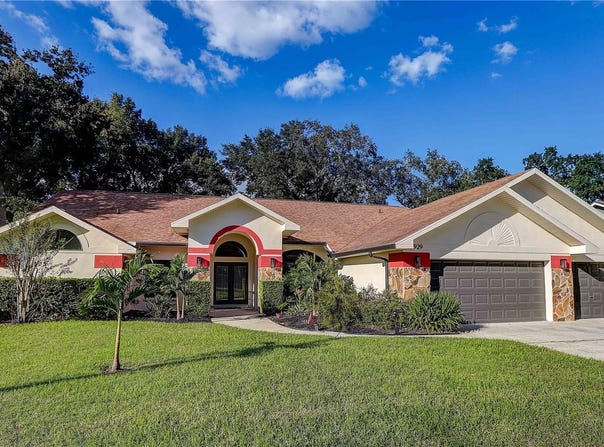 3929 BUCKINGHAM LOOP Drive, VALRICO, FL 33594