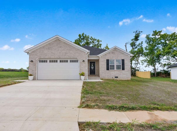 206 Max Cavnes Road, Danville, KY 40422