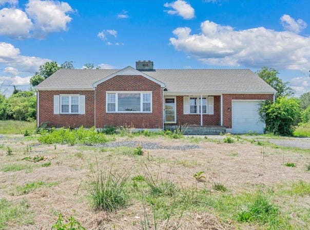 3956 S Amherst, Madison Heights, VA 24572
