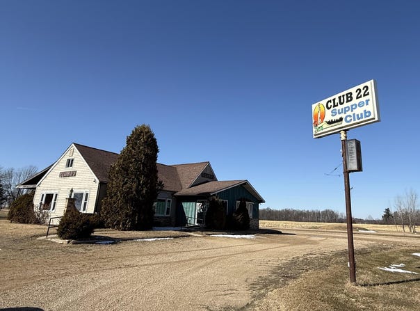 N3925 FRIENDSHIP Circle, SHAWANO, WI 54166