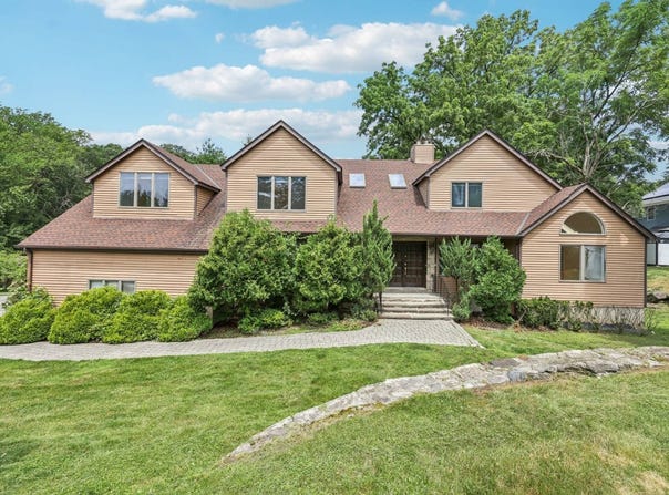 4 Hidden Glen Rd, Scarsdale, NY 10583