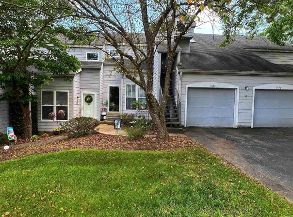 9682 S Bay Pointe Drive, Bloomington, IN 47401
