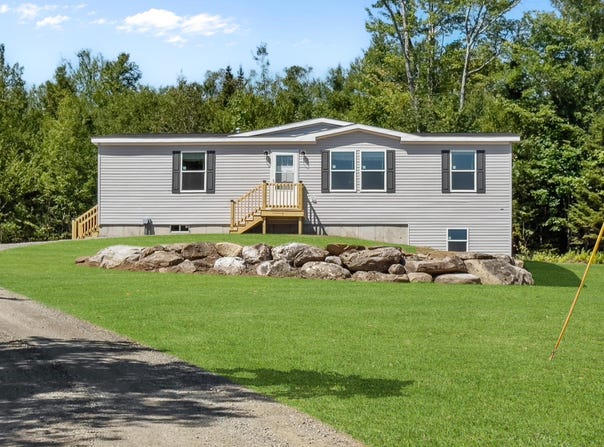 125 Feyler, Union, ME 04862