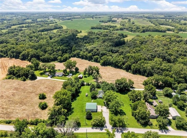 3815 Highway Z Highway, Edgerton, MO 64444