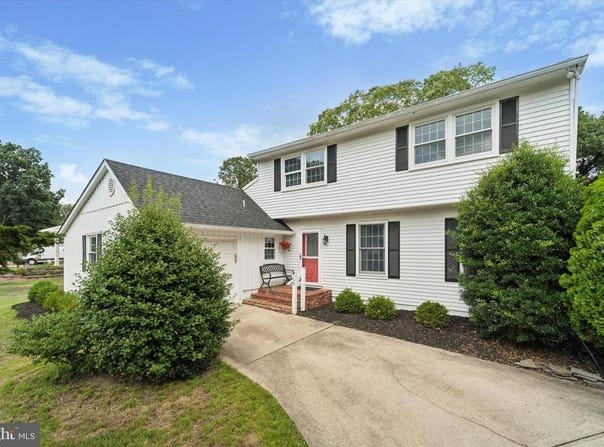 58 SHERRY ROAD, TURNERSVILLE, NJ 08012