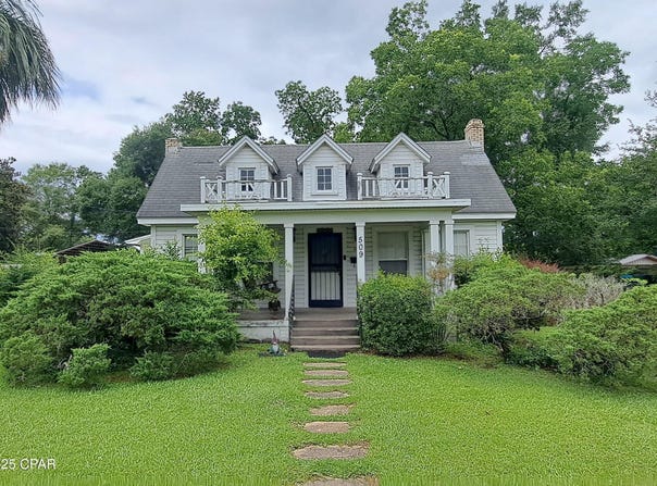 509 S Depot Street, Bonifay, FL 32425