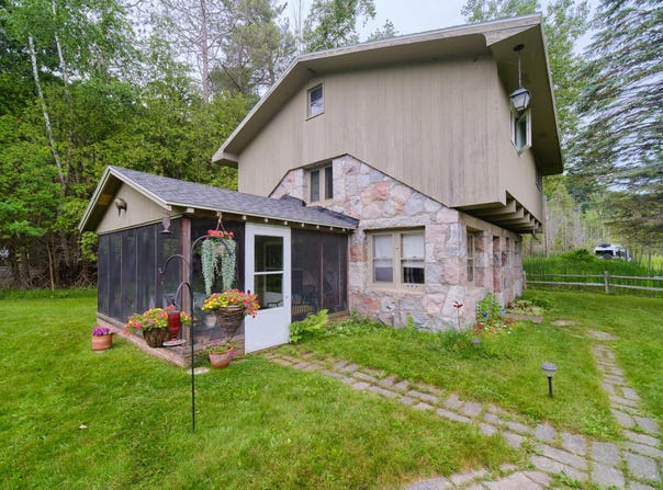 2840 Crescent Beach Road, Manistee, MI 49660
