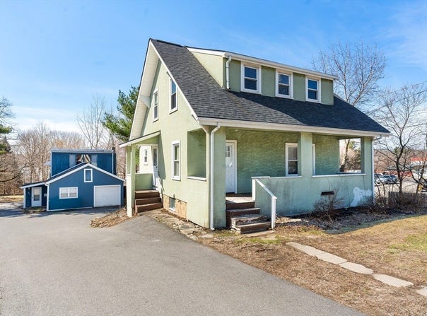351 Lunenburg St, Fitchburg, MA 01420