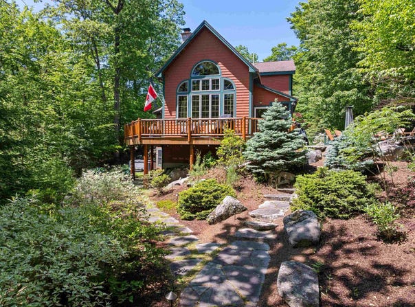 63 Black Cat Island Road, Moultonborough, NH 03254